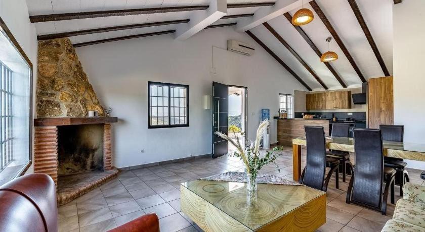 Casa Rural La Choza De Mindo Γρανάδα Εξωτερικό φωτογραφία